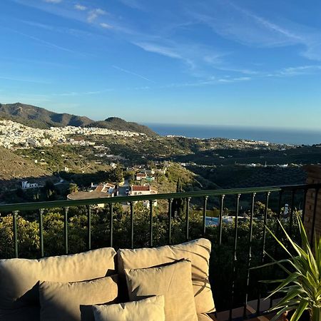Villa En Frigiliana Con Piscina, Jacuzzi Y Espectaculares Vistas Экстерьер фото