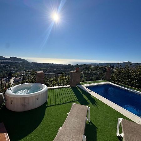 Villa En Frigiliana Con Piscina, Jacuzzi Y Espectaculares Vistas Экстерьер фото