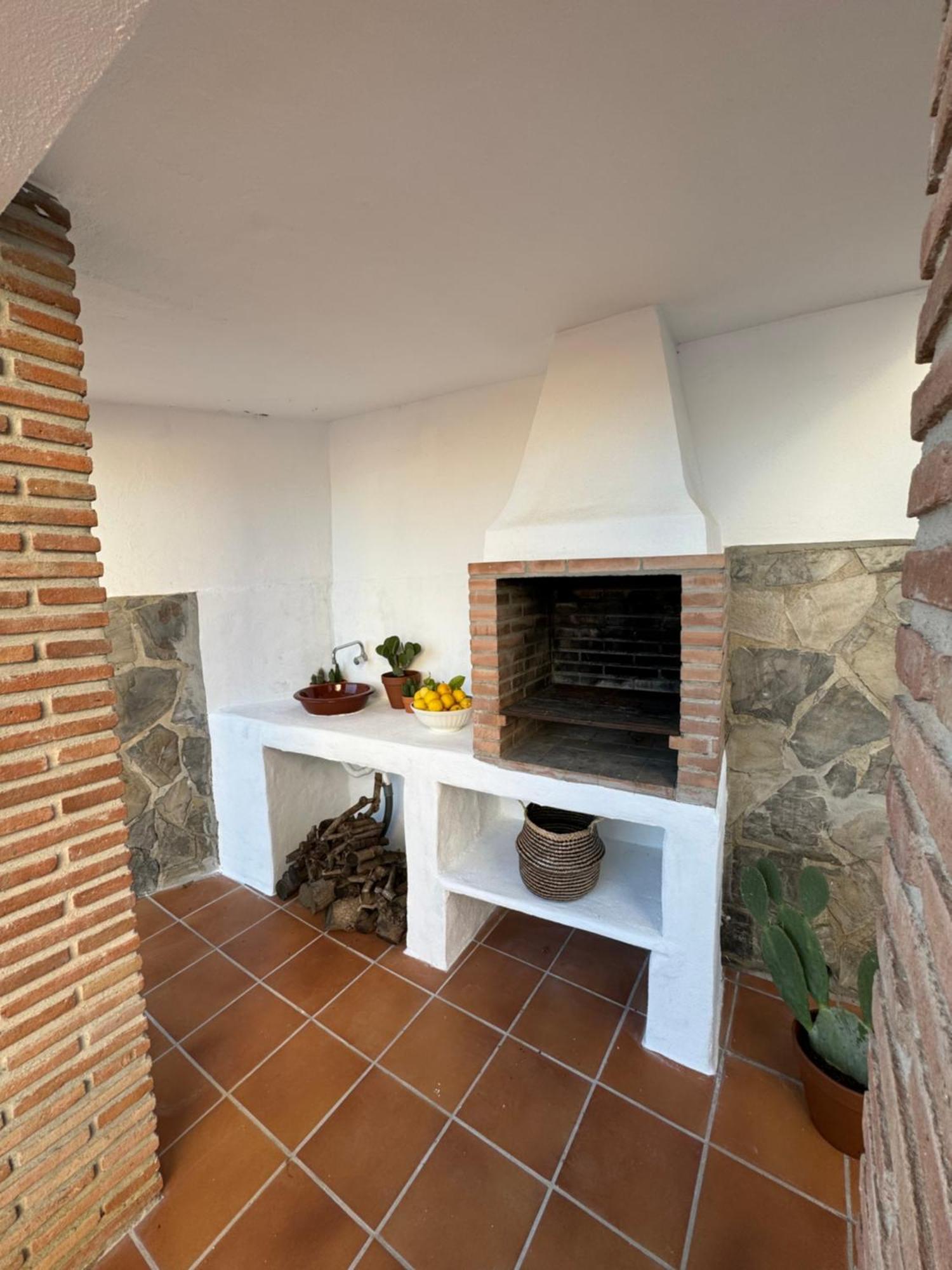 Villa En Frigiliana Con Piscina, Jacuzzi Y Espectaculares Vistas Экстерьер фото