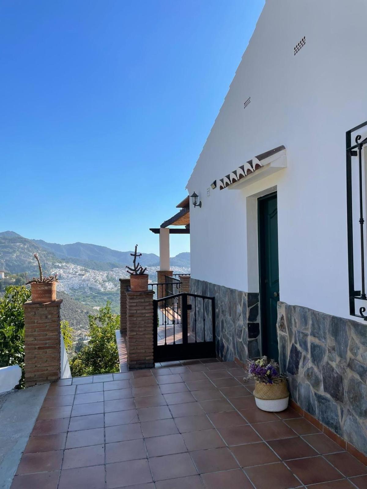 Villa En Frigiliana Con Piscina, Jacuzzi Y Espectaculares Vistas Экстерьер фото